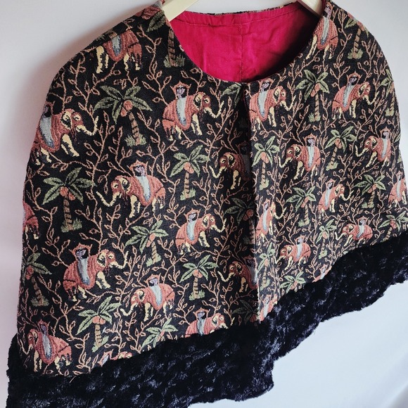 Vintage Elephant Tapestry Cape Faux Fur Trim Boho Ethnic Heavy Wrap Cotton Blend - Picture 3 of 16